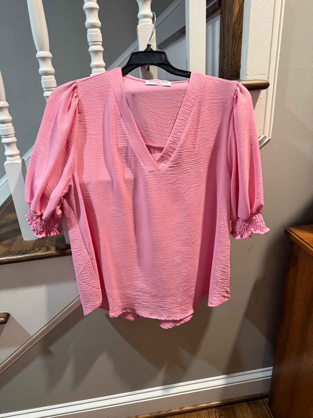 Women's Pink V-Neck Puff Sleeve Blouse - Classic Lightweight Top